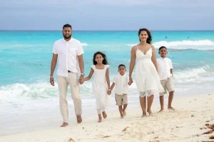 Family reunion in Cancun enjoying a relaxed Caribbean beach day